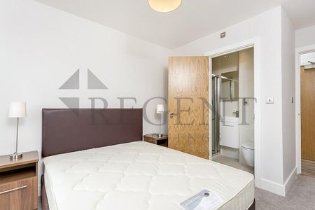3 bedroom apartment to rent - Photo 4