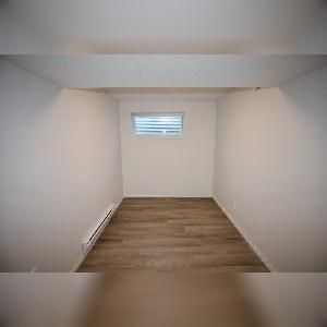 Beaumont 1 Bed 1 Bath Suite For Rent - Photo 4