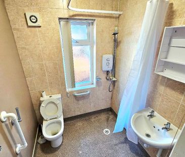 2 bedroom terraced house to rent - Photo 5