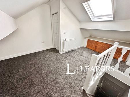 3 bedroom house to rent Heber Street, Stoke-on-Trent, Staffordshire, ST3 - Photo 2