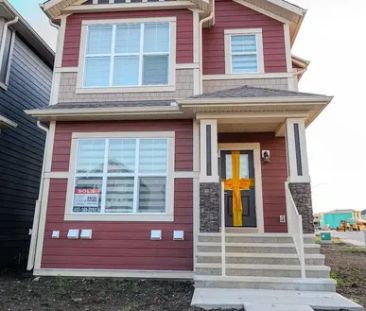 Brand new and luxury, executive residence | 127 Magnolia Drive Southeast, Calgary - Photo 1