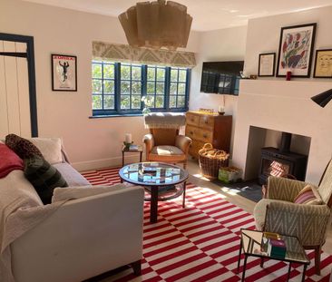 The Chestnuts Selhurst Common Road Bramley, Guildford - 2 bedrooms ... - Photo 2