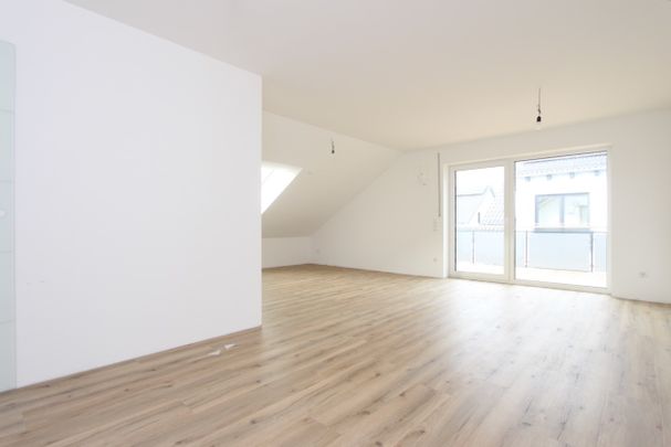 Erstbezug – Schöne 3 Zimmer Wohnung mit Balkon, Aufzug! - Foto 1