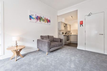 1 bedroom flat to rent - Photo 2