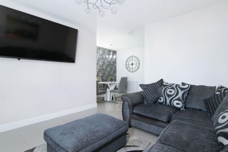 Alnwickhill Terrace, Edinburgh, EH16 6YD - Photo 2