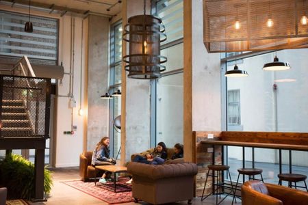 Studio to rent - Photo 4