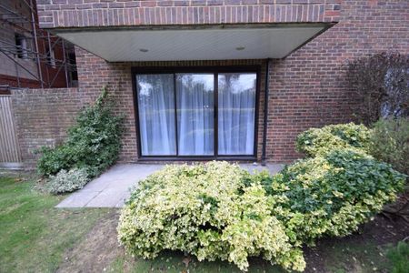 3 bedroom flat to rent - Photo 5