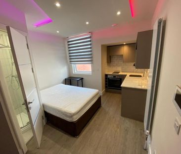 Studio to rent - Photo 4