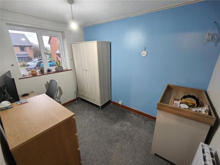 2 bedroom end of terrace house to rent - Photo 4