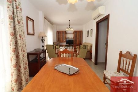 Alquiler de piso en Centro - Photo 4