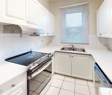 MacLaren Heritage Collection - One-, Two-, and Three-Bedroom Apartm... - Photo 5