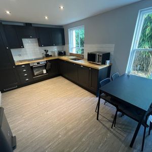 6 bedroom house share to rent - Photo 2