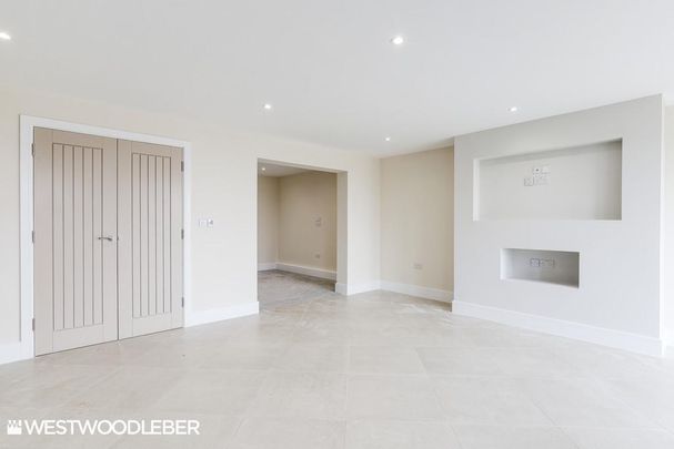 2 bedroom barn conversion to rent - Photo 1