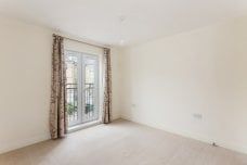 4 bedroom terraced house to rent - Photo 5