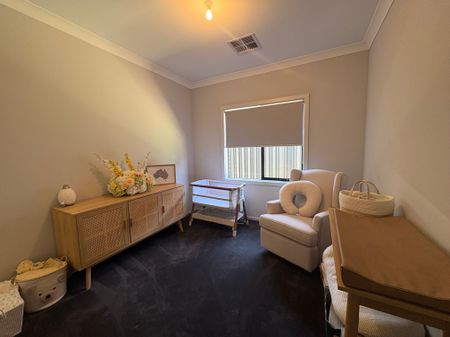 Modern 3-Bedroom Home for in Angle Vale! - Photo 3