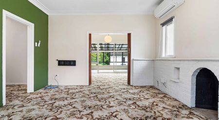 Spacious Family Home with Expansive Outdoor Living - Photo 5