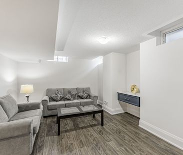 For Lease - 104 Sora Gate, Oakville, Ontario - Photo 2