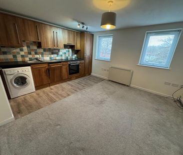 1 bedroom flat to rent - Photo 2