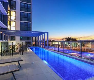 Unfurnished Luxury 2-bedroom 2-bathroom 1-carpark apartment. - Photo 3