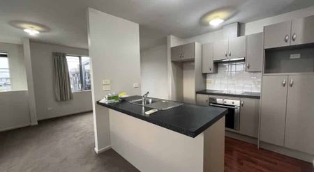 Addington, 3 bedrooms - Photo 2