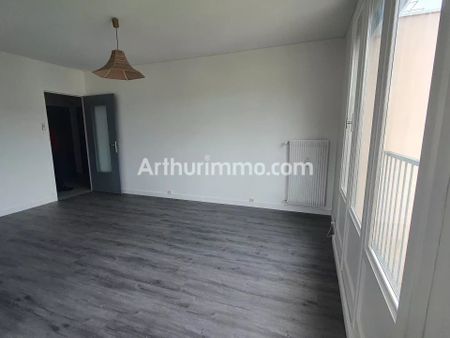 Location Appartement 3 pièces 71 m2 à Lons-le-Saunier - Photo 3