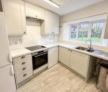 2 bedroom cottage to rent - Photo 6