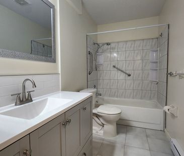 339 Blake Street, Unit 1, Barrie ON L4M1L1 - Photo 4