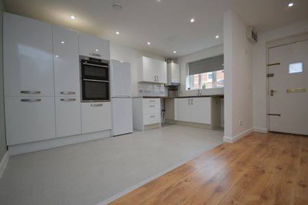 2 bedroom unspecified - Photo 4