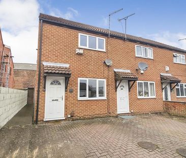 2 bedroom end of terrace house to rent - Photo 5