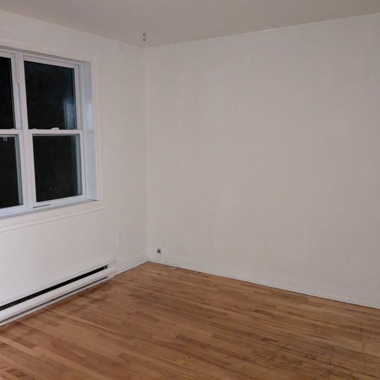 3 et demie à Longueuil - Photo 1