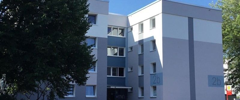 Modernisierte - 2-Zimmer-Wohnung mit Balkon - Foto 1