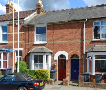 4 bedroom semi-detached house to rent - Photo 5