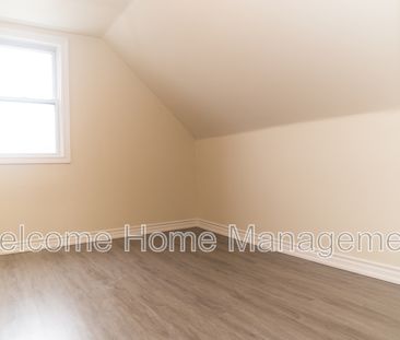 $1,595 / 2 br / 1 ba / Practical and Lovely Upper Unit in Welland! - Photo 5