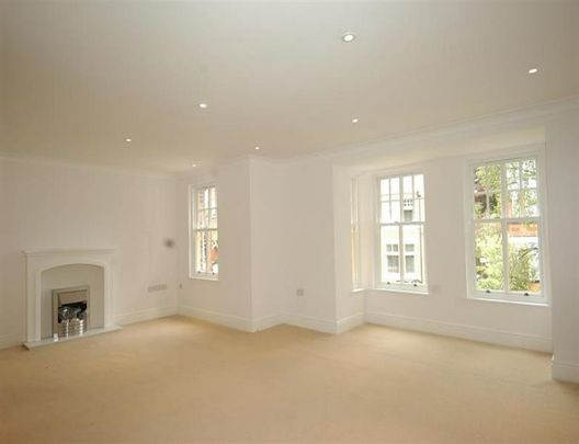 2 Bedroom Apartment To Let - Photo 1