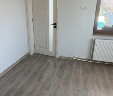 Casa in Focsani de inchiriat renovata integral , zona Bdul Independentei,posibilitate birouri , saloane de infrumusetare - Fotografie 4