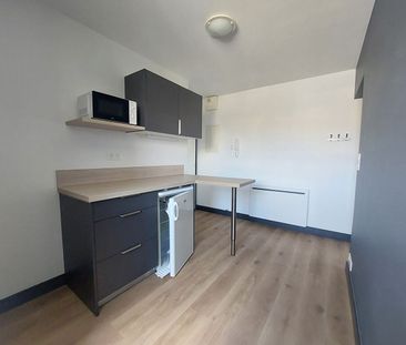 Location Appartement 2 pièces 27m² - Photo 4