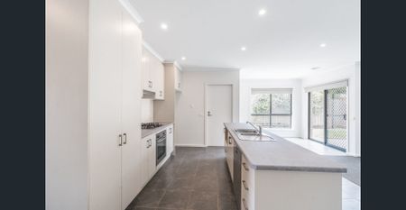 Low-Maintenance Living in a Quiet Location! - Photo 5