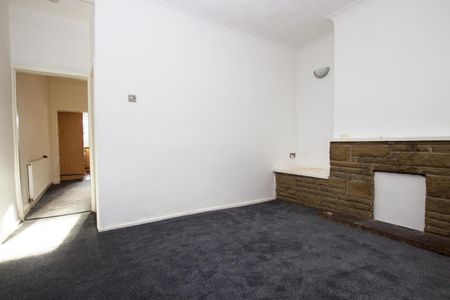 2 bedroom House To Let - Photo 2