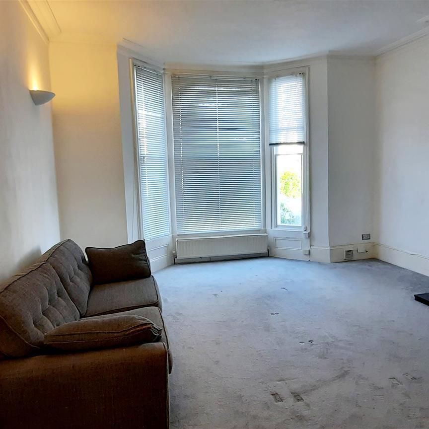 Devonport Road, . - Photo 1