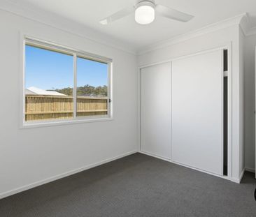 Brand New Family Home on a Corner Block in White Rock - Photo 4