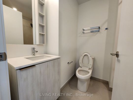 For Lease - 1000 Portage Parkway Unit# 2208, Vaughan, Ontario - Photo 1