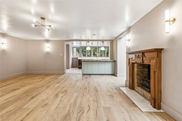 5 bedroom semi-detached house to rent - Photo 1