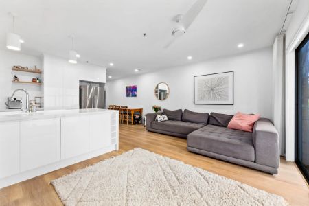 Spacious, Secluded & Perfectly Positioned - Photo 5