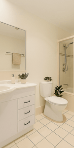 Spacious 1-Bed Unit - Photo 4