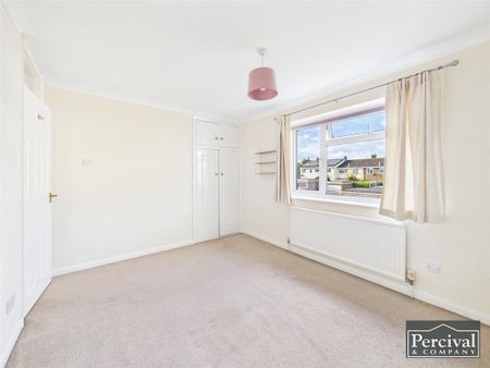 3 bedroom semi-detached house to rent - Photo 3