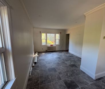 For Lease - 779 Indian Road Unit# Upper, Mississauga, Ontario - Photo 2