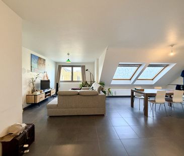 Ruim duplexappartement met twee slaapkamers en garage - Marcel Vast... - Photo 1