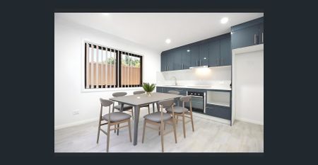 Spacious Two Bedroom Granny Flat- Includes Water & Grass Maintenance - Photo 4