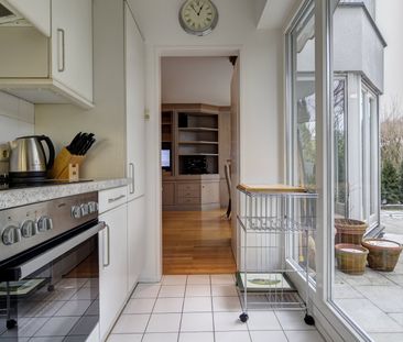 Elegant 2-room apartment with south-facing terrace - Foto 6