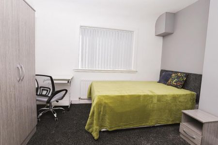 4 bedroom terraced house to rent - Photo 4